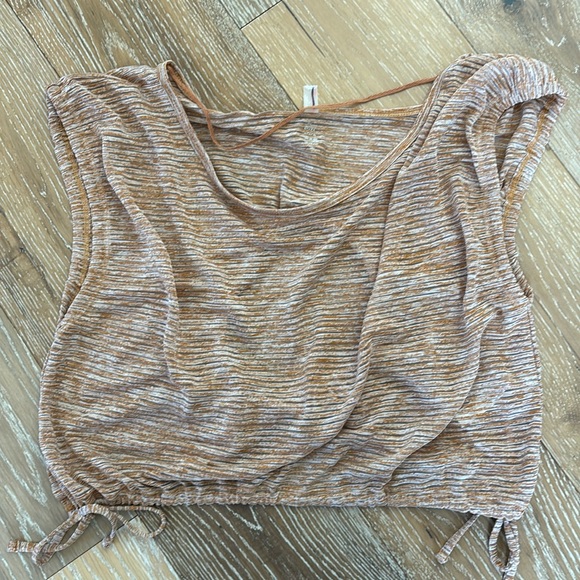 New! Free People movement cinched waist muscle tee w/back cutout - Picture 1 of 9